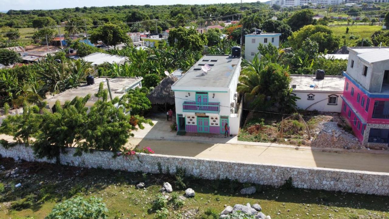 Hostal Johnnier Macao Punta Cana Esterno foto