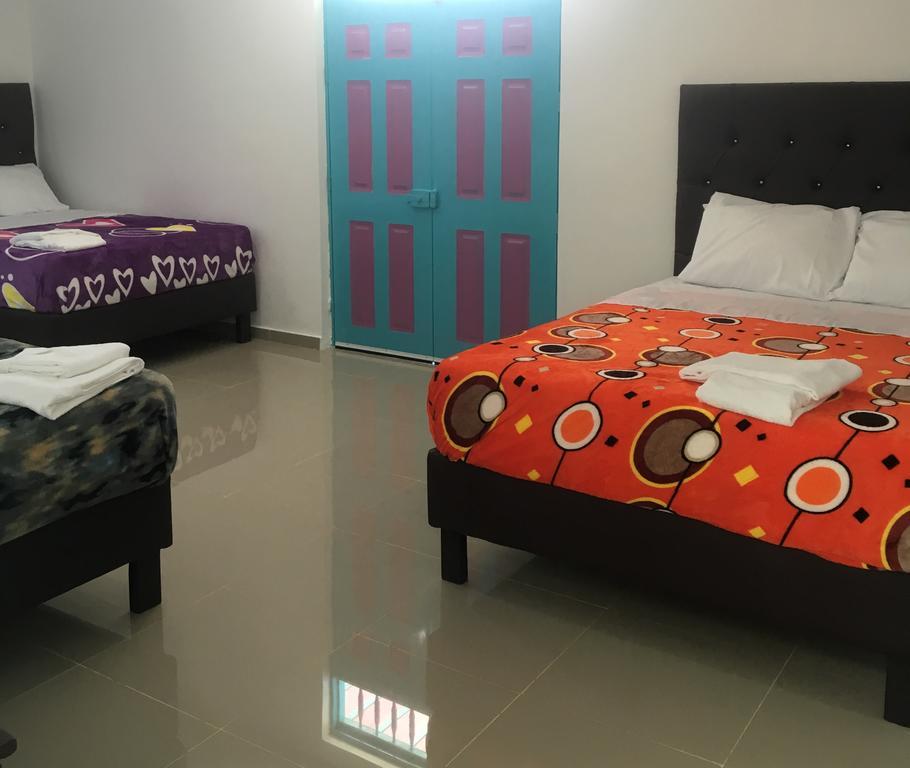 Hostal Johnnier Macao Punta Cana Esterno foto